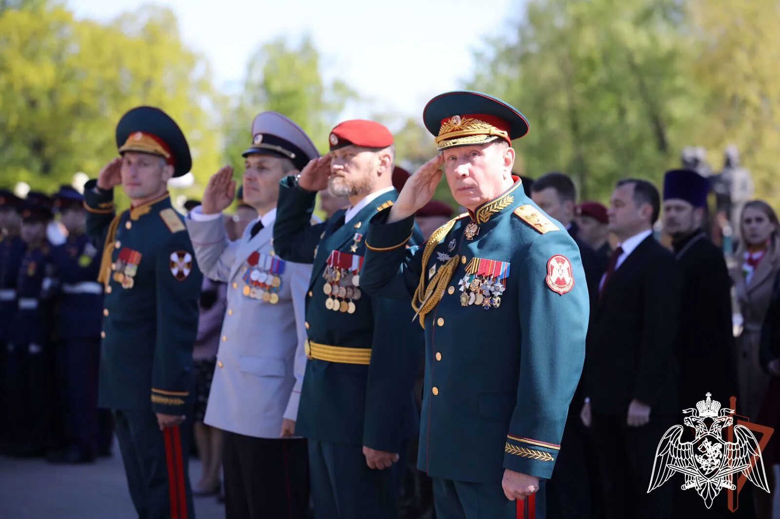 Герои росгвардии участники специальной военной операции. Полковник Белоглазов Росгвардия. Генерал полковник ОДОН Витязь. Командир 604 ЦСН Витязь Белоглазов.