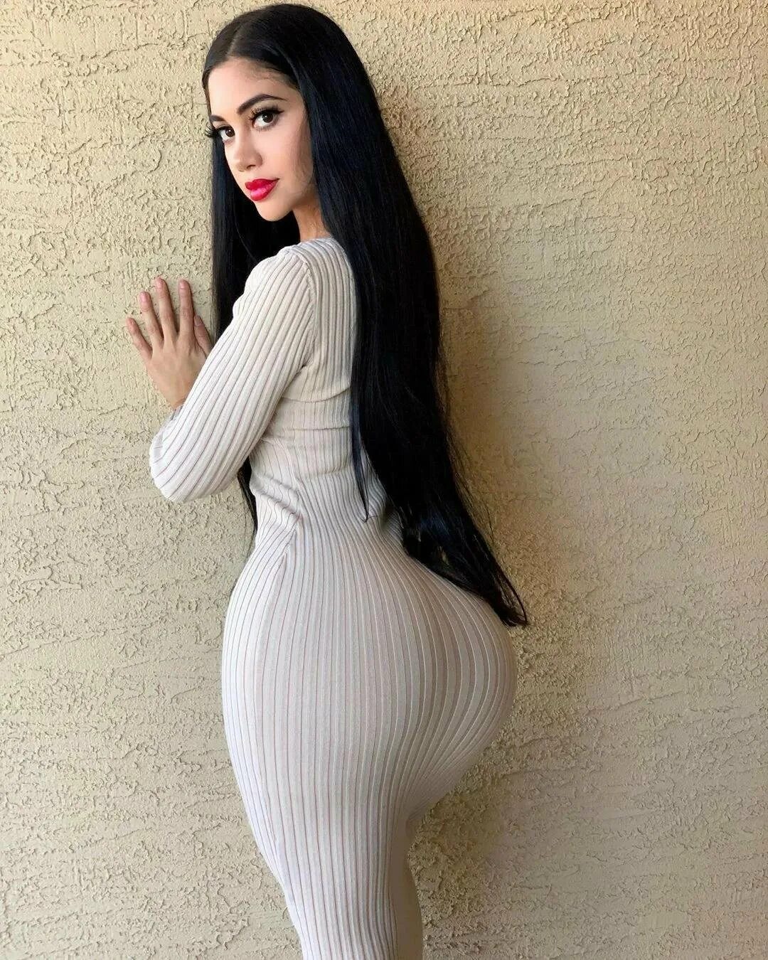 Джейлин Охеда. Jailyne Ojeda Ochoa в платье 2018. Модель Джейлин Охеда Очоа. Jailyne Ochoa 2020. Катта кизлар