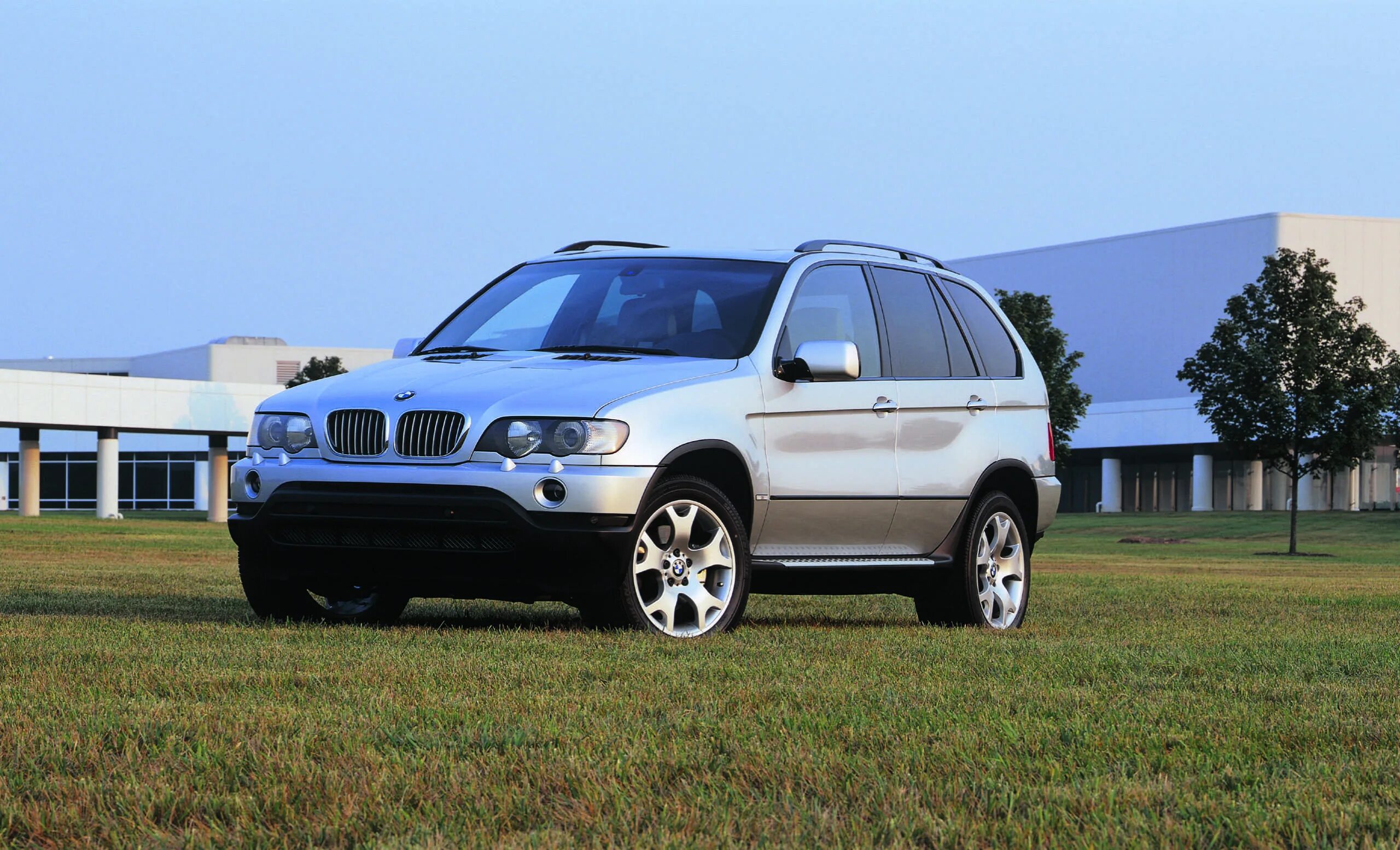 Бмв x5 е53. Bmw x5 e53 2002. Bmw x5 е53. Бмв х5 е53 2003. Bmw x5 e53 серебристый.