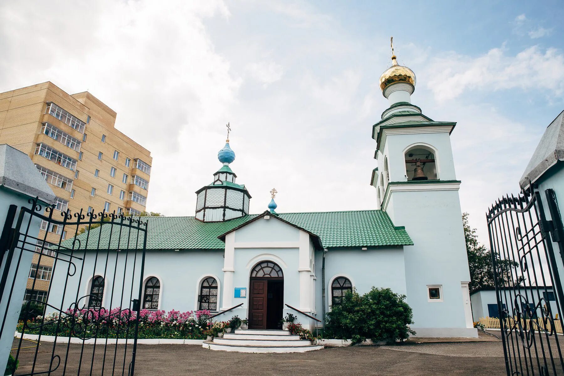 Храм иконы Божией матери всех скорбящих радость Пермь. Кондратово Церковь. Кондратово Пермский край. Кондратово Пермь. Д кондратово пермский край