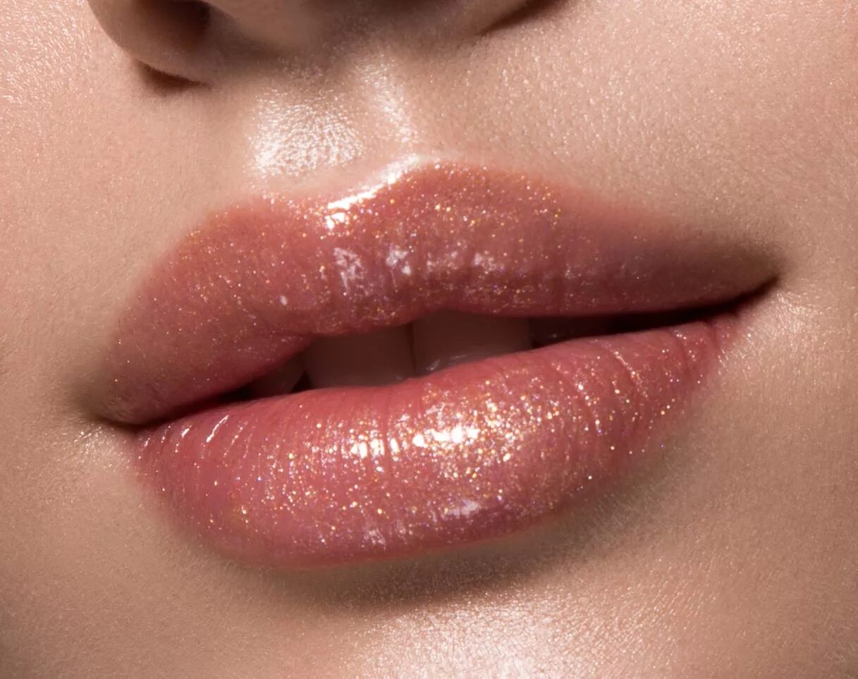 Сияющие губы. Помада с блестками. Rimmel stay satin помада 800. Сияющие губы. Сияющие губы.