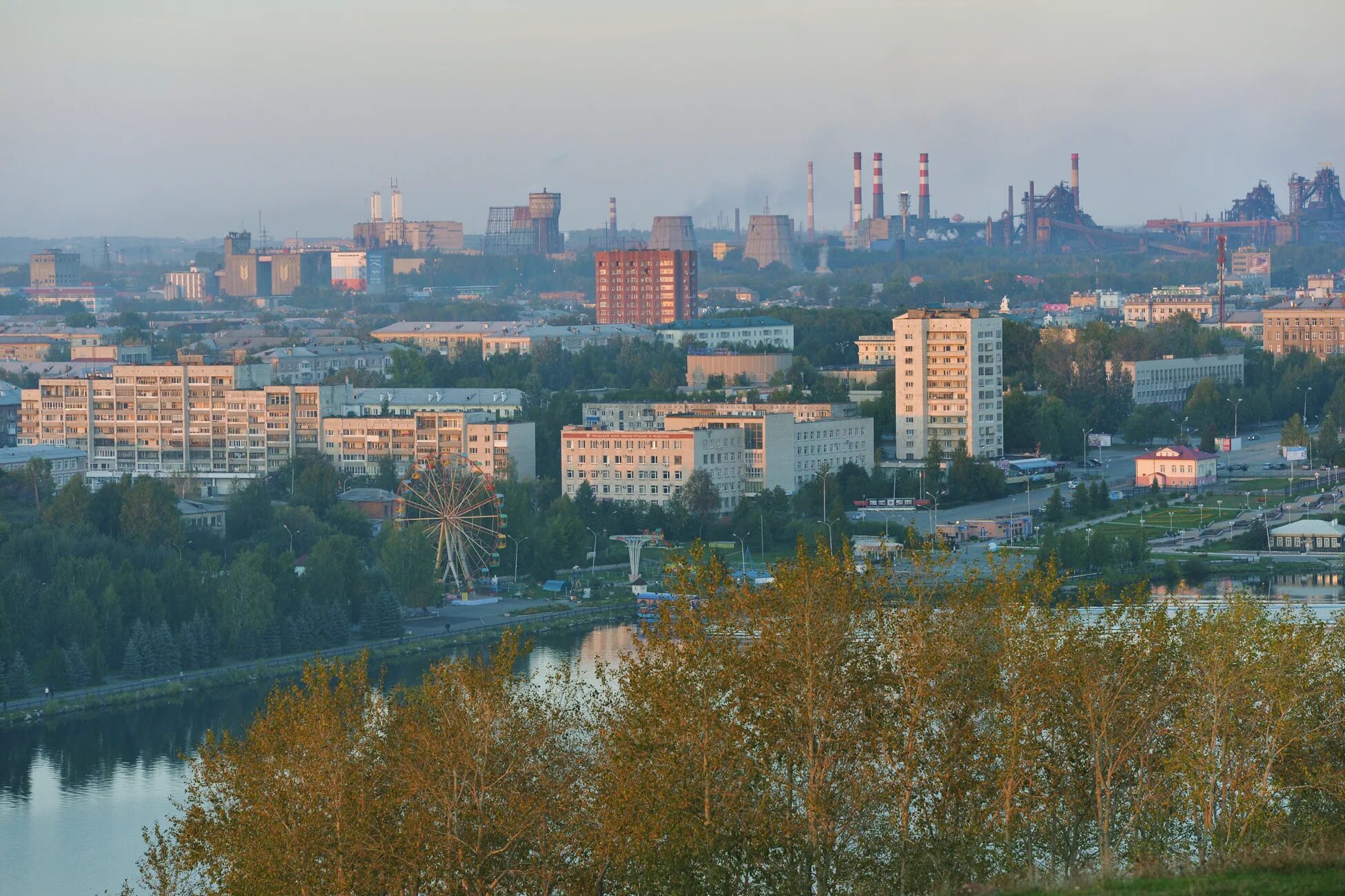 Ниж тагил. Вид с лисьей горы Нижний Тагил. Тип города Нижний Тагил. Нижний Тагил виды города. Нижний Тагил вид сверху.