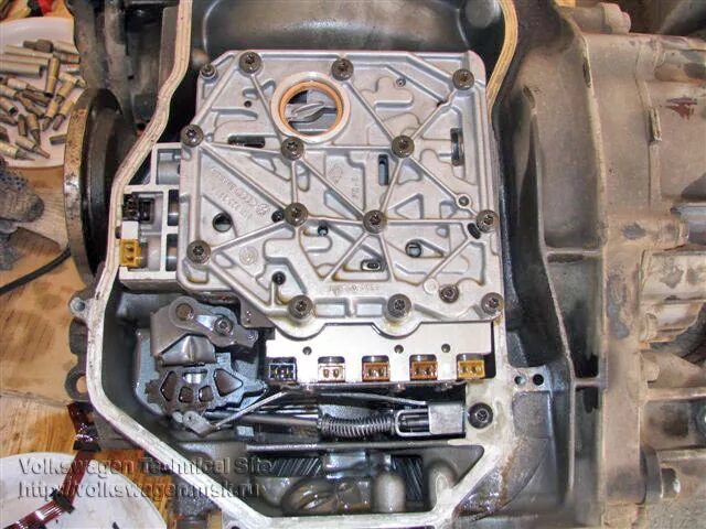 Акпп 01м. Гидроблок акпп 01n. гидроплита 01m. ремкомплект акпп 01м. акпп audi  vw 01n ауди акпп (097 - ag4).
