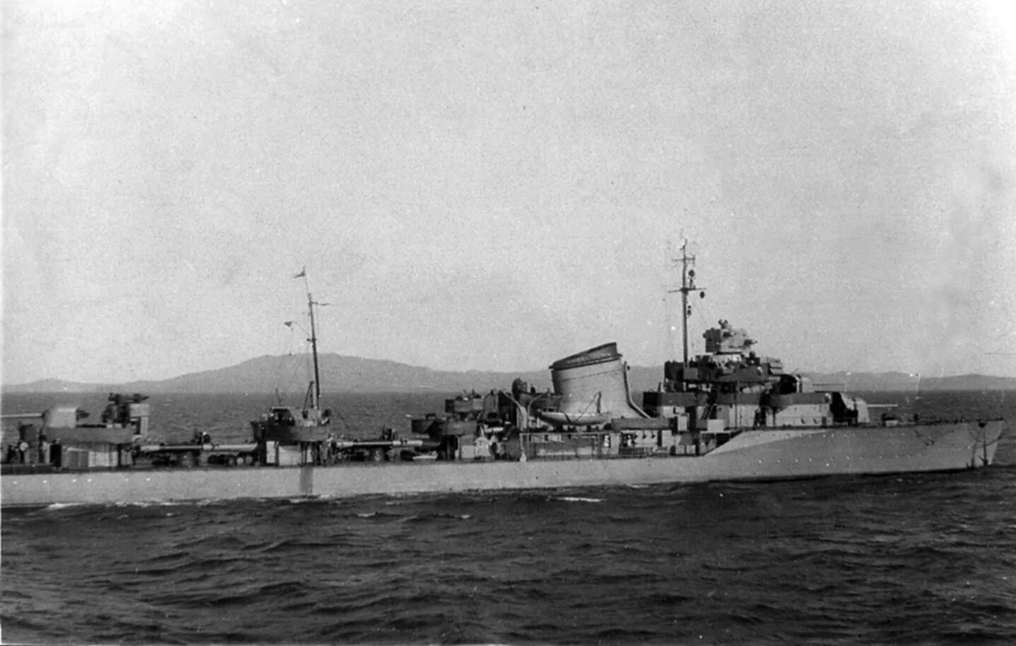 История эсминцев. История эсминцев. История эсминцев. Эскадренный миноносец новик. Эсминец 30 бис.