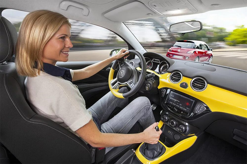 Opel Adam салон. Opel Adam на автомате. Вождение машины. Как быстрее научиться водить машину