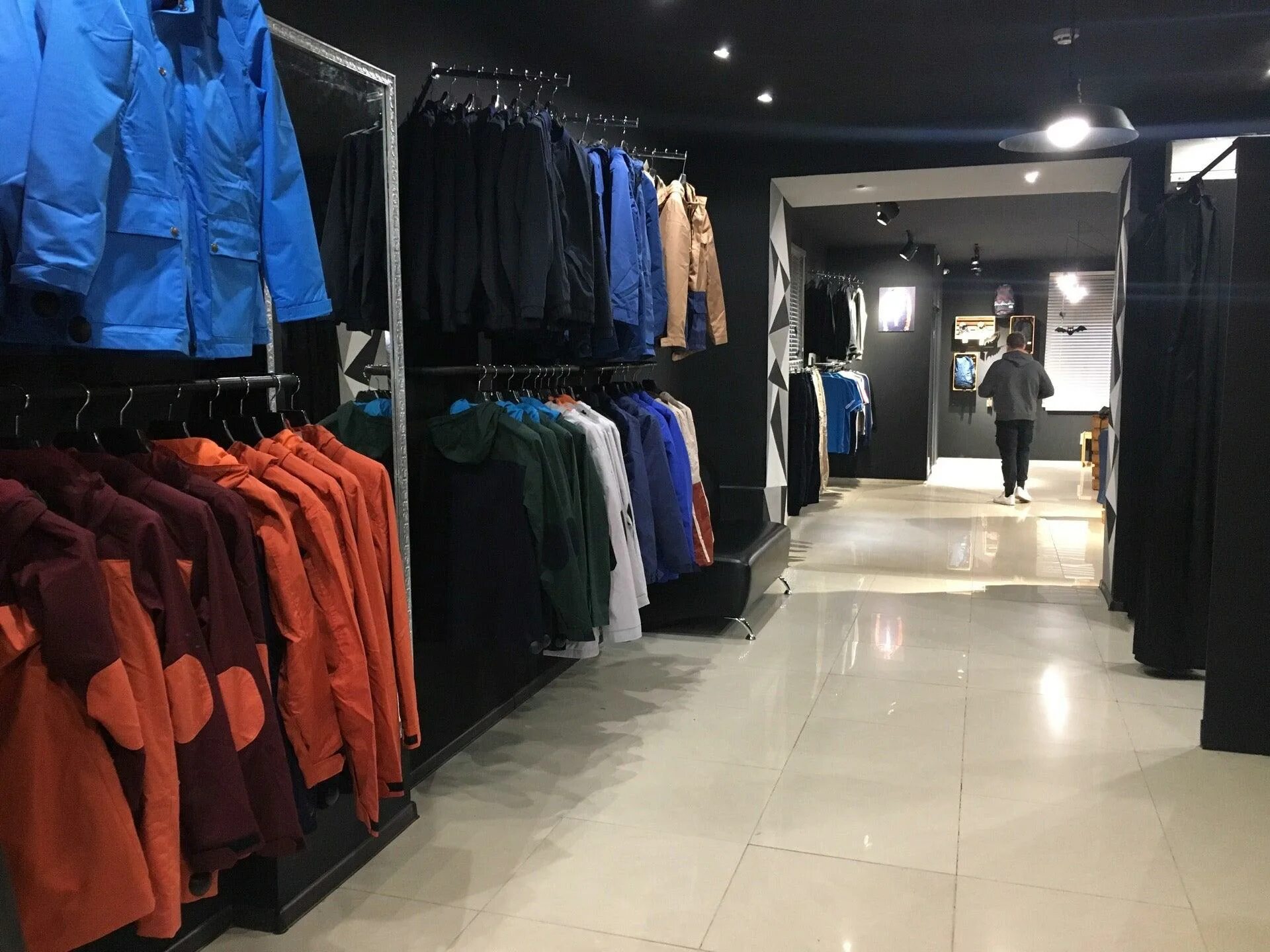 Цум 3 этаж. Магазин стафф павловский посад володарского. Магазин одежды staff. Магазин мужской одежды зеленоград. Стафф магазин.