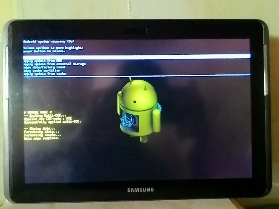 Планшет андроид 2 2 прошивка. Samsung Galaxy Tab 2 10.1 Factory Mode. Сброс Samsung Galaxy Tab. Прошивка Galaxy Tab 2. Жесткая перезагрузка самсунг планшет.