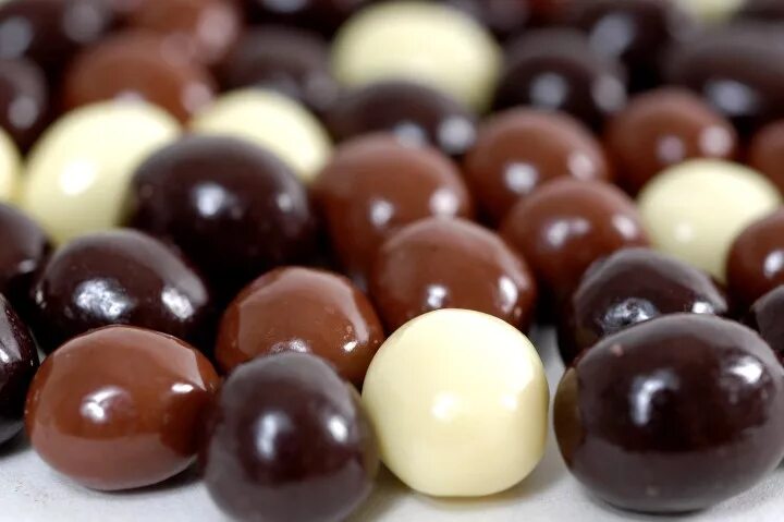 Шеллак пищевая добавка. Cnd shellac dark lava. Cnd wildfire. Red baroness шеллак. Шоколад глазирователь.