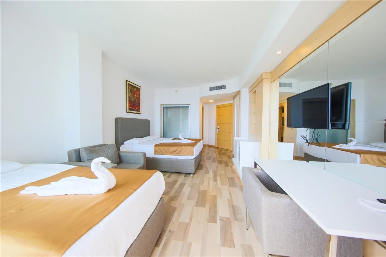 Fun&sun family comfort beach (ex. Fun&sun family comfort beach 5* (гейнюк). Амара комфорт кемер 5. Локсия комфорт резорт кемер. Fun sun family comfort beach 5.