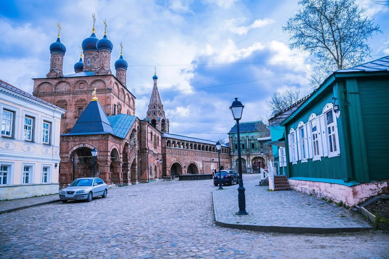 Подворье таганок. Крутицкое подворье в москве. крутицкое патриаршее подворье. крутицкий монастырь. крутицкий монастырь в москве.