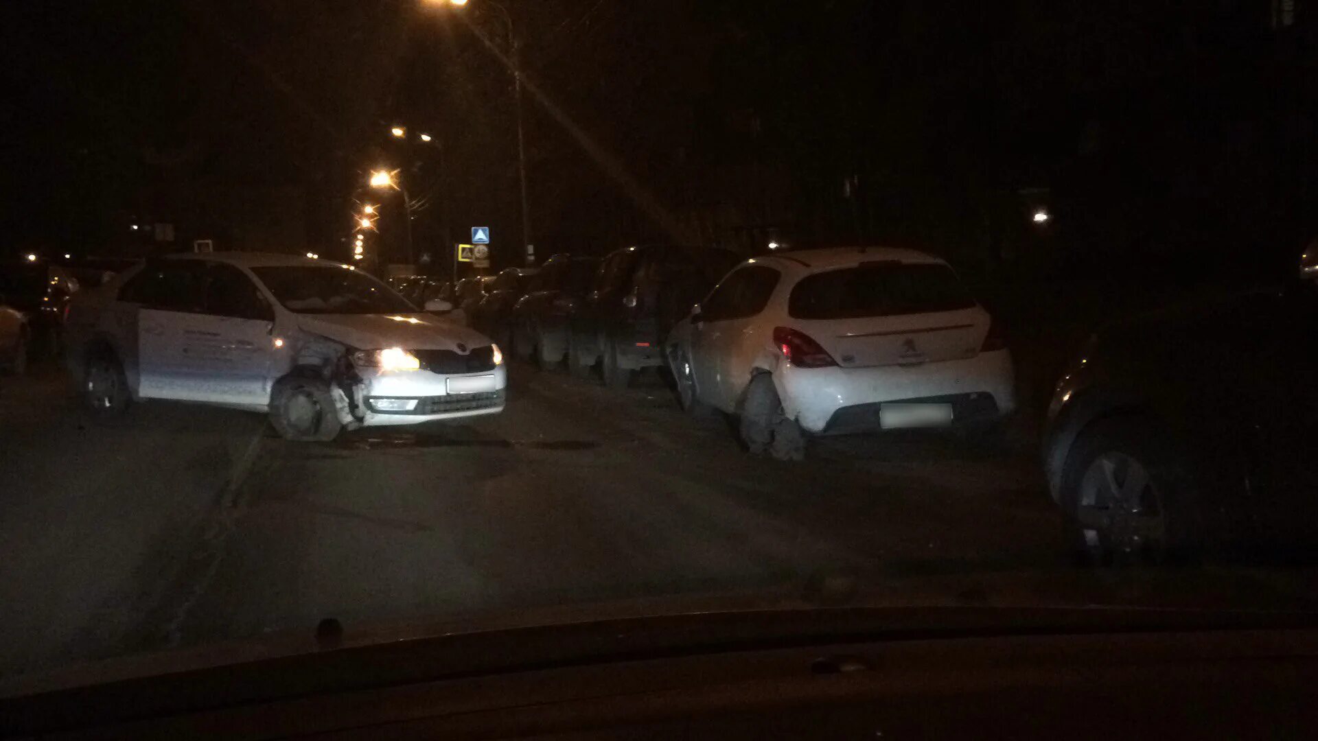Снег в санкт-петербурге дальнобойщики. Дпс питер. Дпс в питере на дворцовой площади. Погоня дпс. Водитель спб ночь.