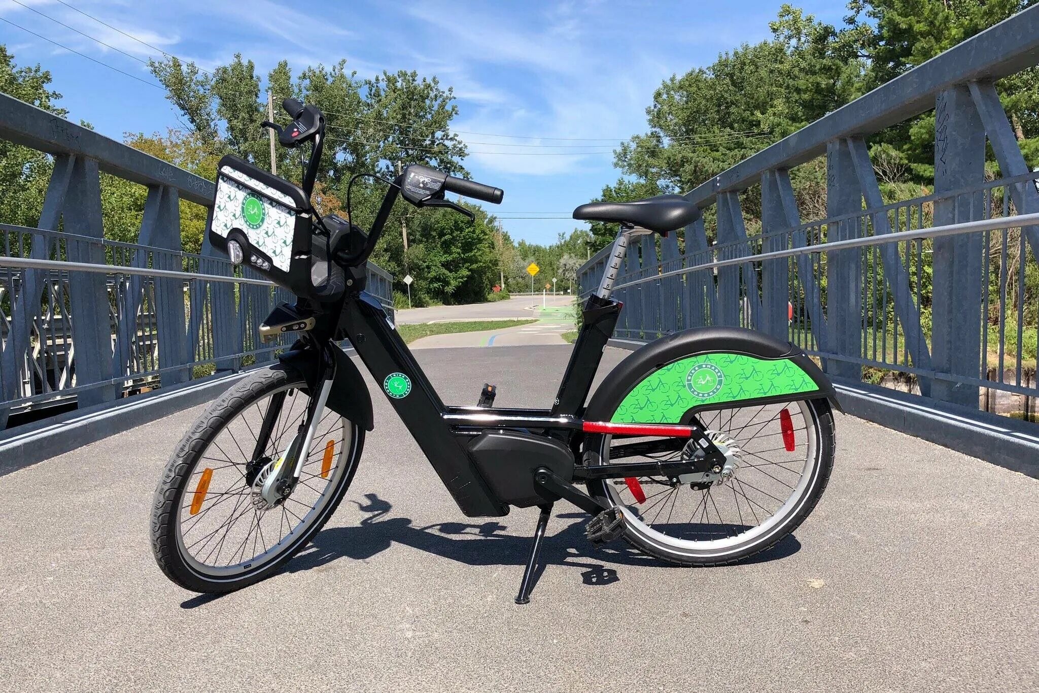 E bike купить. E Bike Wayscrall e 200 Nexus. Bike sharing. BBF Toronto e-Bike – Black. Greenway ebike.