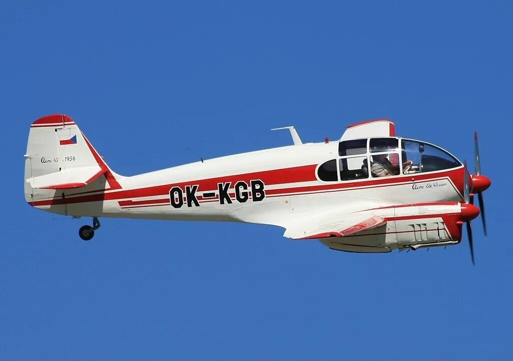 Ае самолет. Aero ae-45. ae.45s самолет. супер аэро a-45s. aero ae-145.