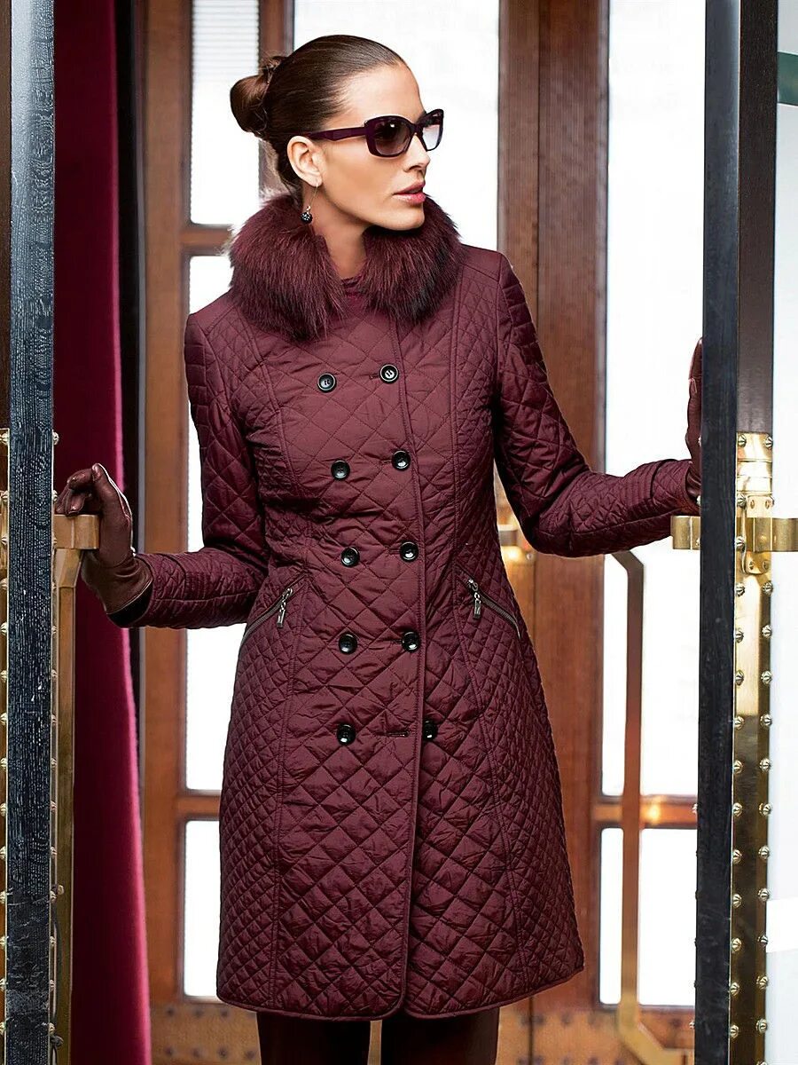 Стеганое пальто женское демисезонное с капюшоном купить