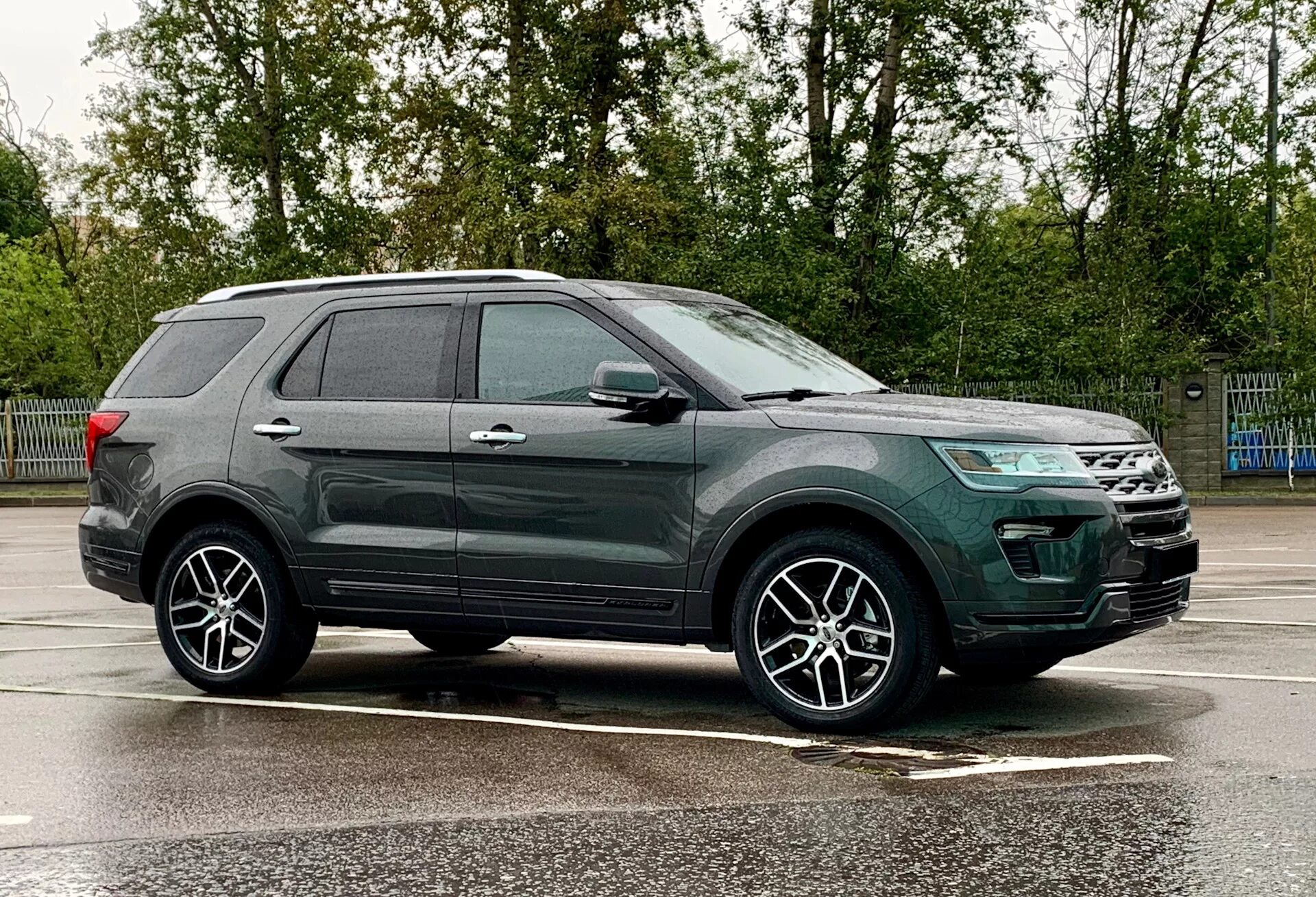 Диски эксплорер 5. Ford explorer 5 диски r20. диски ford explorer 20. диски r20 ford explorer 5 sport. ford explorer r20.