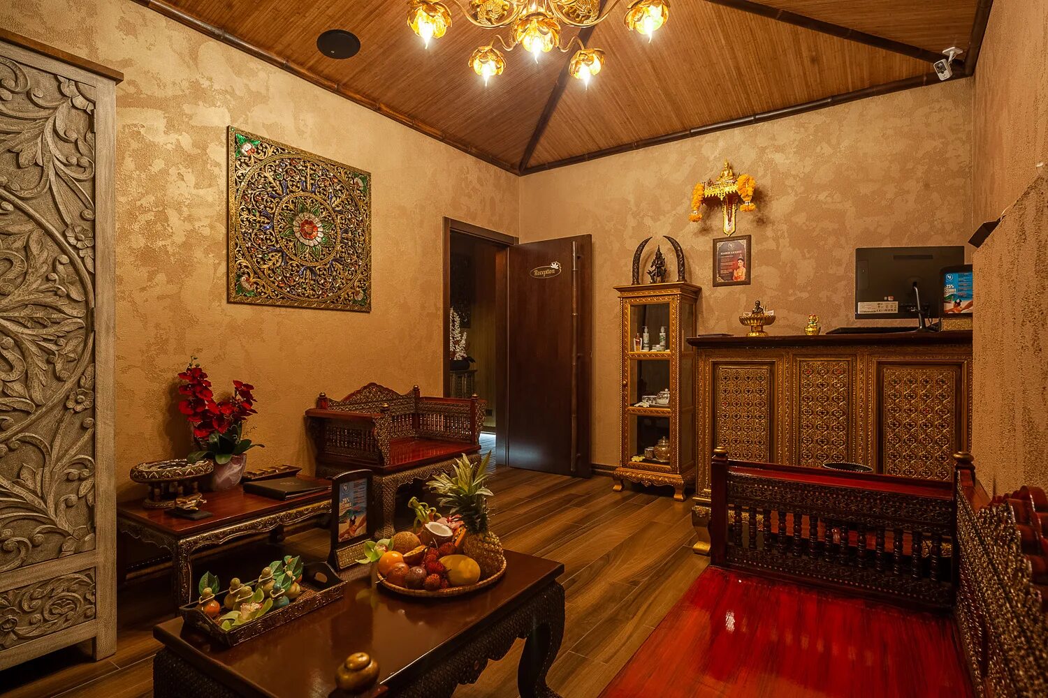 Кинари массажный салон. Массажный салон бауманская. Тайрай салон тайского спа. Spa china spa royal таганская. Кинари массажный салон.