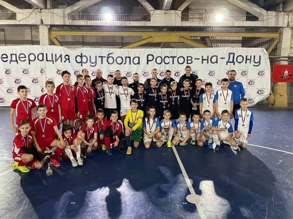 Символ фк ростов. Г ростов на дону футбол. Логотип ростова на дону футбол. Г ростов на дону футбол. Г ростов на дону футбол.
