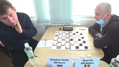 Перед началом чемпионата по шашкам