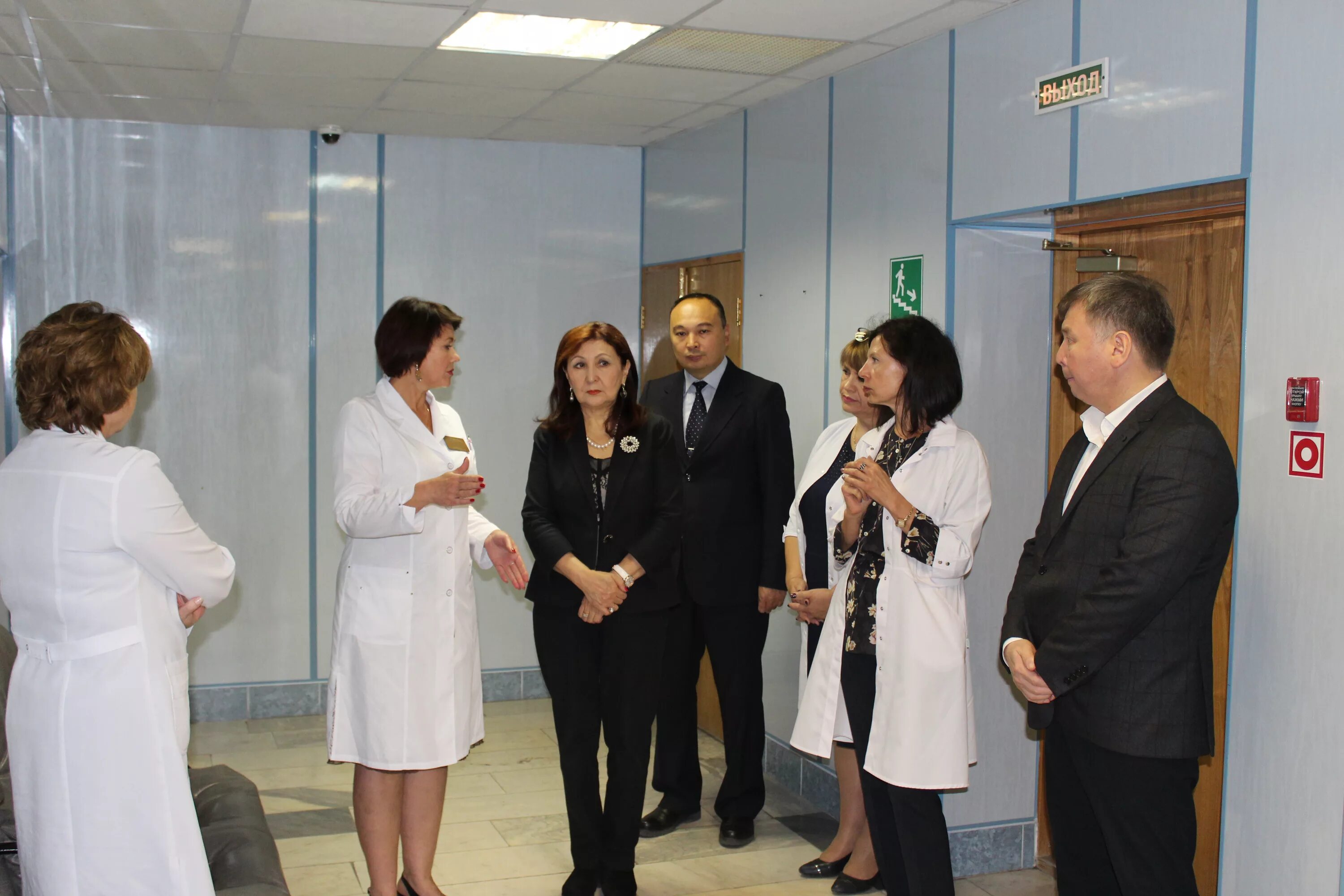 Руководитель диагностического центра. Руководитель диагностического центра. Коновалов медси. Диагностический центр директор. Клинико-диагностический центр № 1 северск.