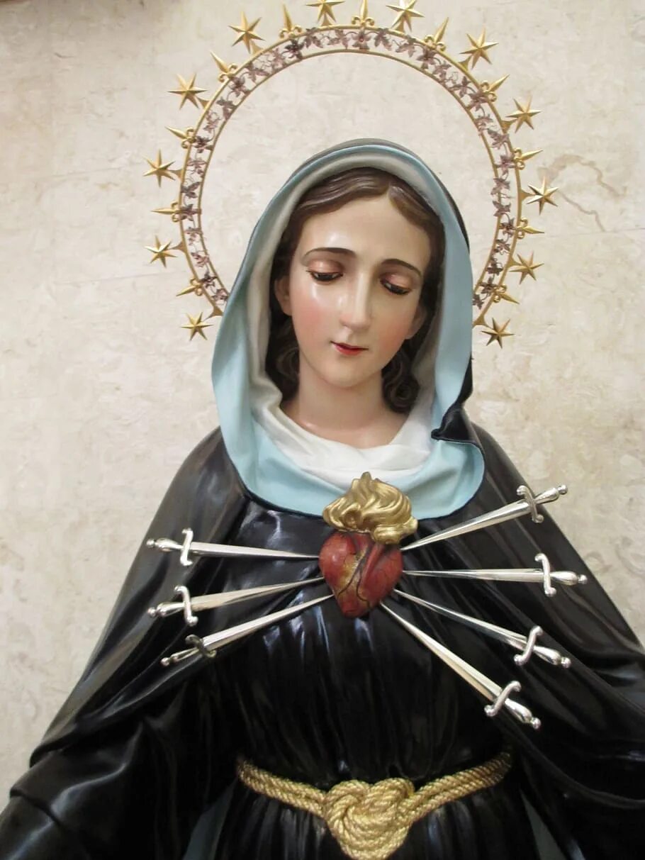 Изображение девы марий. Скорбящая our lady of sorrows. дева мария изображение. дева мария фотосессия. фотосессия в стиле дева мария.