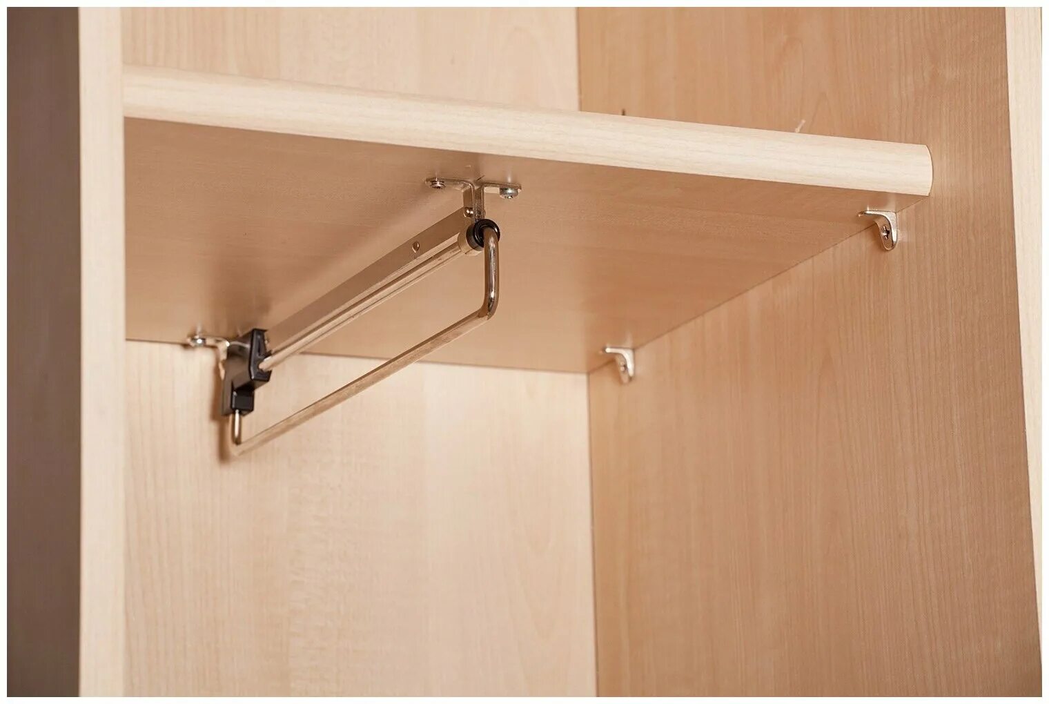 торцевая вешалка для шкафов. выдвижная штанга для одежды. вешало торцевое. торцевая вешалка. вешалка выдвижная 450мм edson.