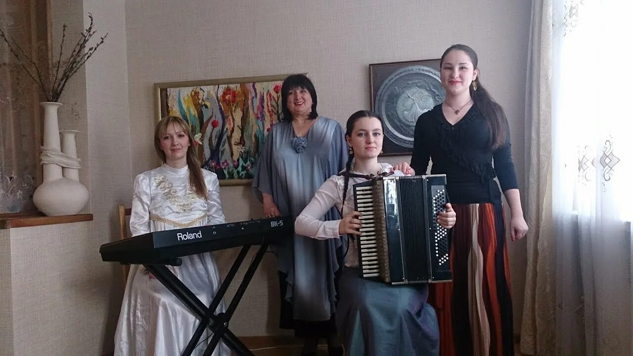 Осетинские му зыка. Осетинская народная песня. Осетинская народная песня. Осетинский хор. Осетинская народная песня.
