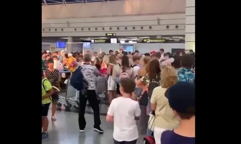 Что сейчас происходит в аэропорту сочи