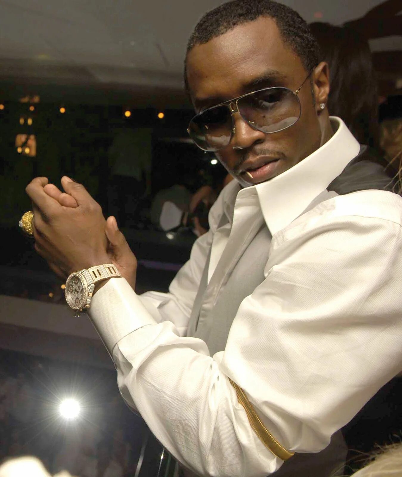 Белые вечеринки puff daddy что это. Пафф дэдди. puff daddy рэпер. шон комбс. puff daddy сейчас.