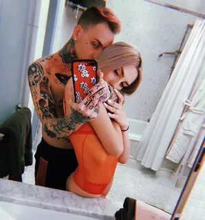 Slideshow blackbear nyla lyrics.