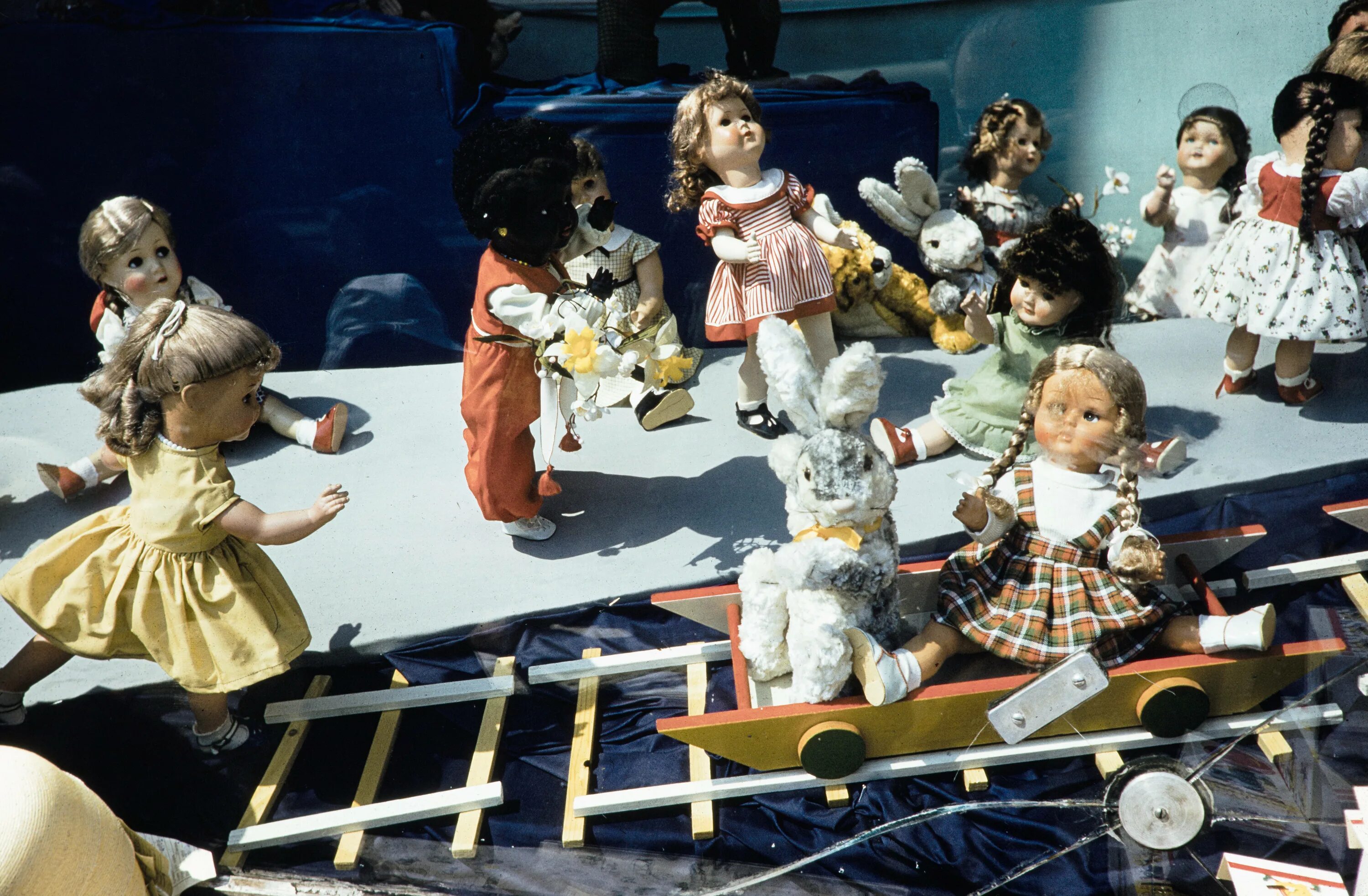 Игрушки 60х годов. Детские игрушки 70-х годов. Елочные игрушки 60 годов. 1959. Игрушки 60х годов.