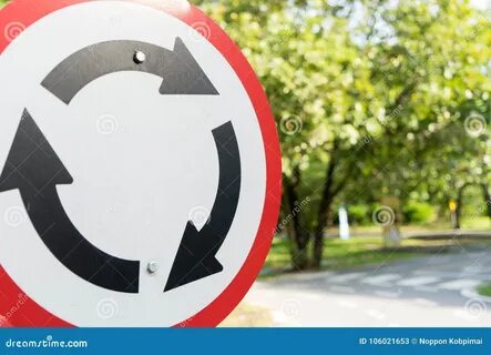 Стал замечать знаки