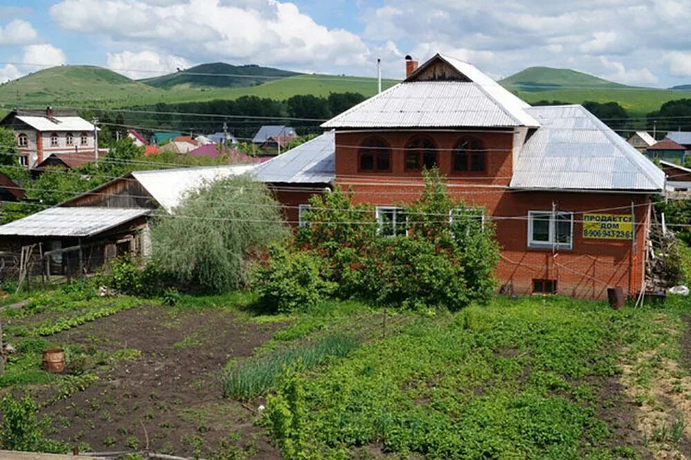 Куплю квартиру в с алтайское. Алтайский край Алтайский район село Алтайское улица Заречная 10. Село Алтайское Алтайский край улица Семчихина 1. Улица Ключевая дом 34 село Алтайское Алтайский район Алтайский край. Алтайский край Алтайский район село Алтайское ул Болотная.