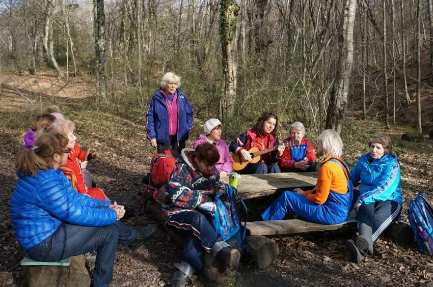 Tourism school. Туризм в школе. Поход в школу. Туристический клуб. Туристическая школа.