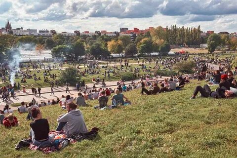 The Top 11 Things to Do in Berlin's Mauerpark.