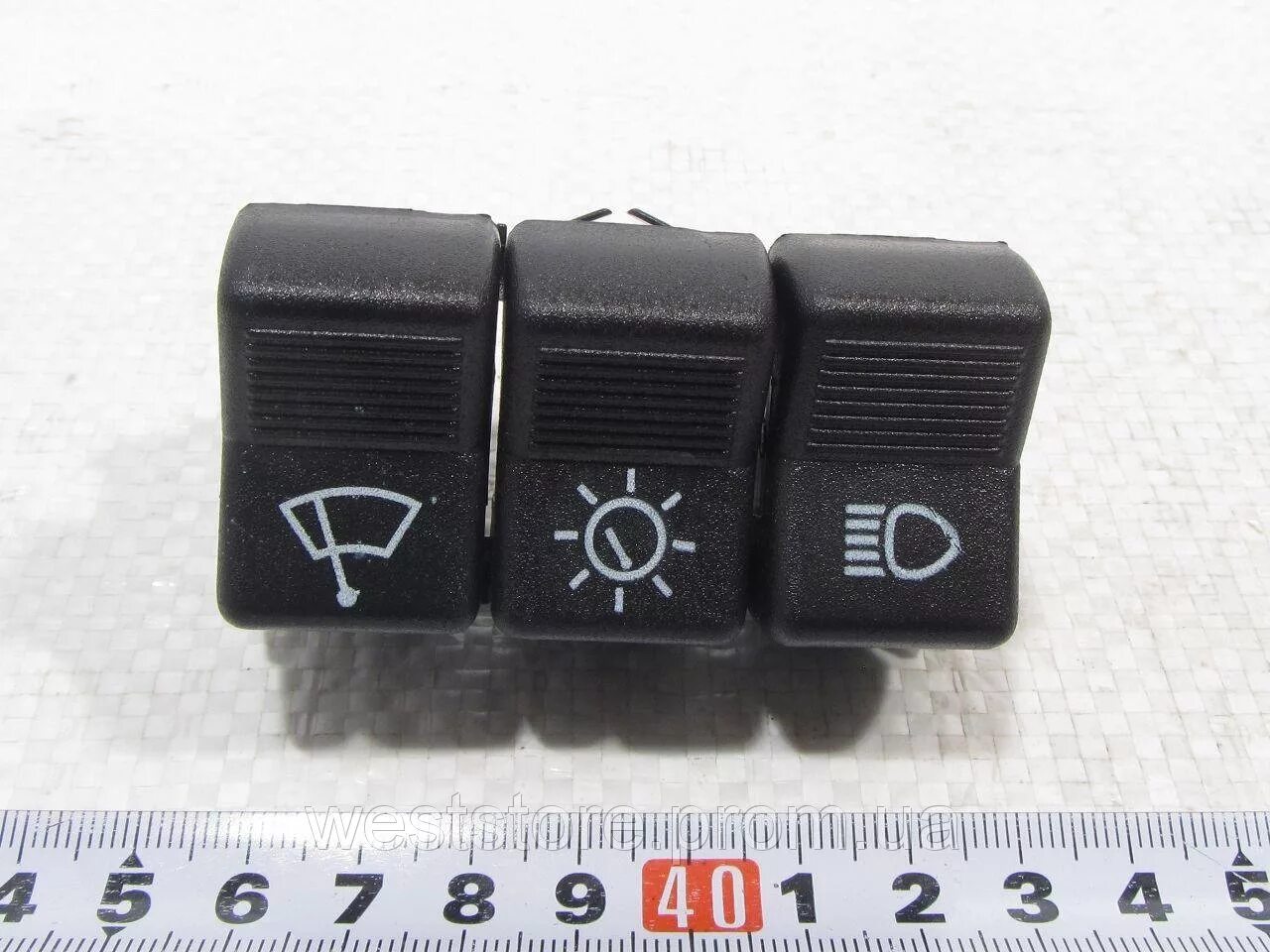 кнопки управления ваз 2101. переключатель панели ваз 2101. блок клавиш ваз 2101. снять блок клавиш фар 2101. тумблер ваз 2101.