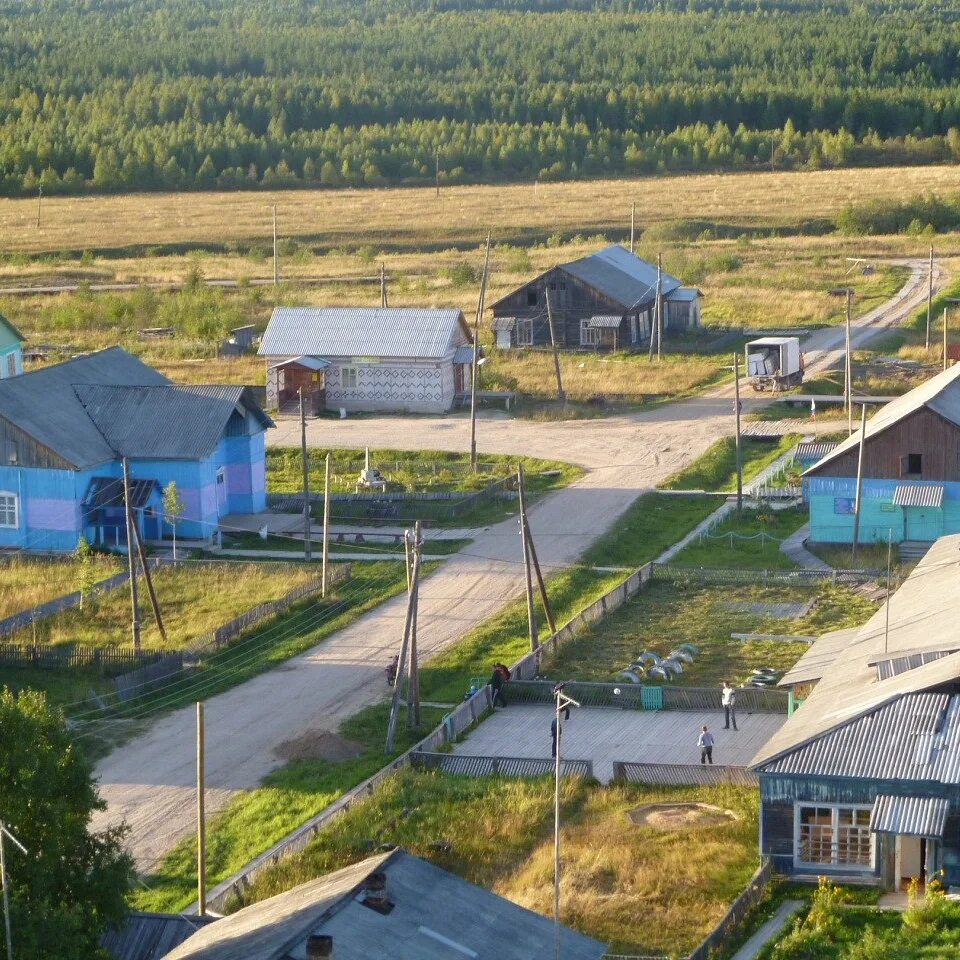 Поселок устьянский. Поселок Мирный Архангельская область Устьянский район. Поселок Мирный Архангельская обоасть устьянскиц рай. Устт Чнский район село Тумат. Устьянский район Якутия.