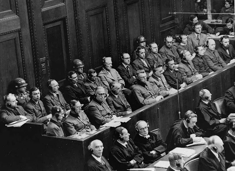 Международный трибунал устав. Нюрнбергский трибунал 1945. Нюрнбергский процесс 1946. Военный трибунал в Нюрнберге. Суд в Нюрнберге в 1945.