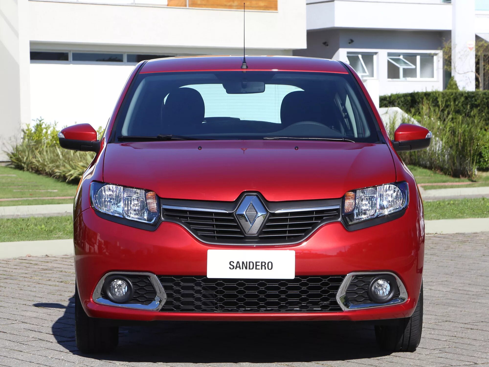 Renault sandero 2 поколения. Reno Sundero 2. Renault Logan Sandero 2. Ренаулт Сандеро. Renault Sandero II 2014 -.