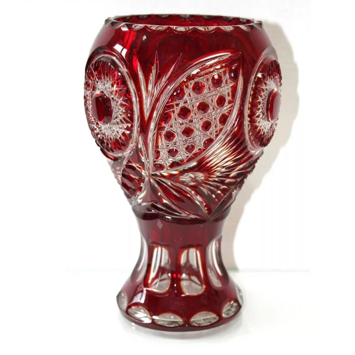 ваза хрусталь гусевской хрустальный завод. ваз гусь хрустальный. гусь-хрустальный завод хрусталя. ваз гусь хрустальный. ваза амфора гусь хрустальный.