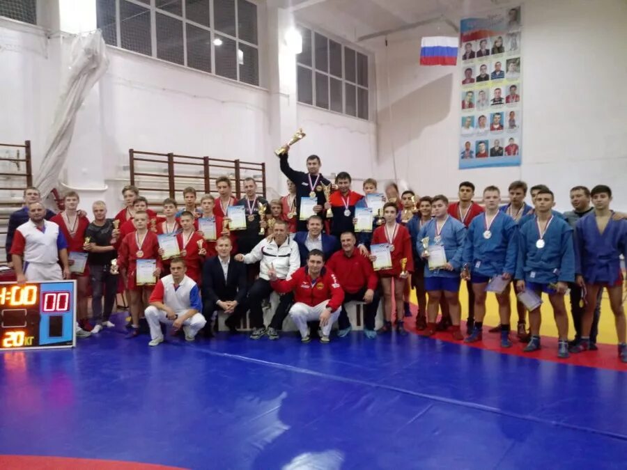 Самбо сухой лог. Турнир самбо сухой лог 07. Сухой лог дюсш. Самбо сухой лог. Тренеры по самбо в сухом логу.