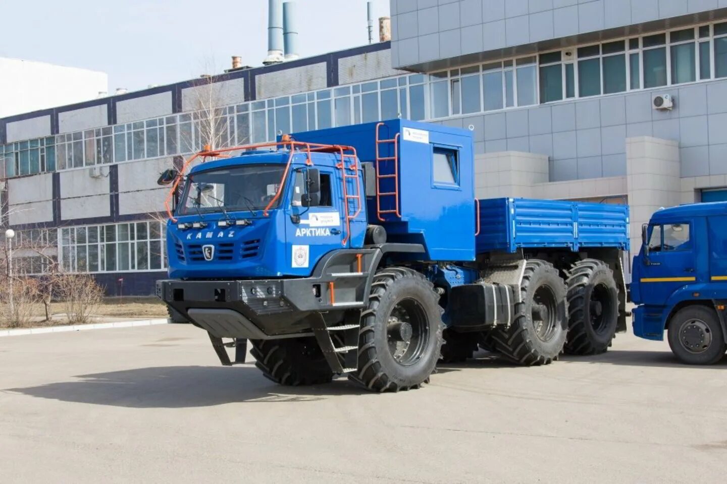 КАМАЗ 6345 Арктика. КАМАЗ Арктика 6x6. КАМАЗ Арктика 8х8. Новый КАМАЗ вездеход 8х8. Грузовики спецтехника камаз