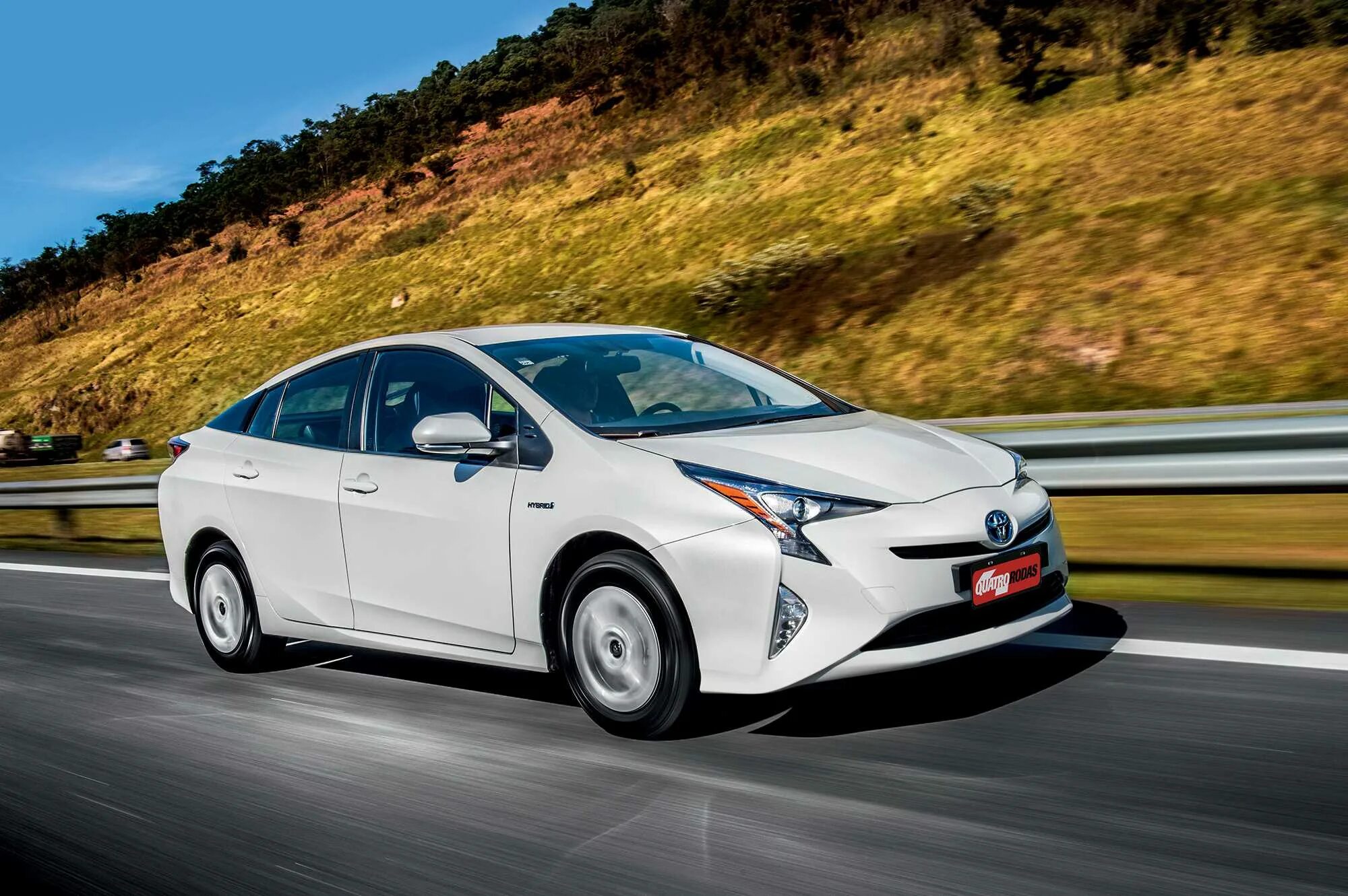 Toyota Prius 2016. Тойота Приус 55. Тойота Приус гибрид. Toyota Prius Hybrid 2016.