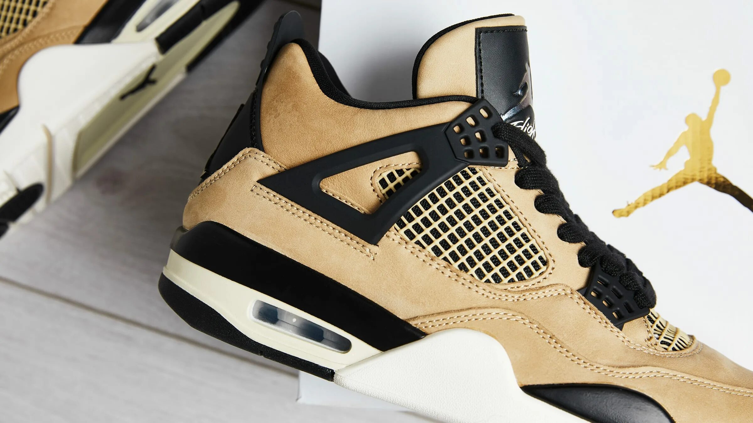 Nike Air Jordan 4 Retro. Nike Air Jordan 4. Nike Air Jordan 4 Brown. Air Jordan 4 бежевые. Кроссовки коричнево черные