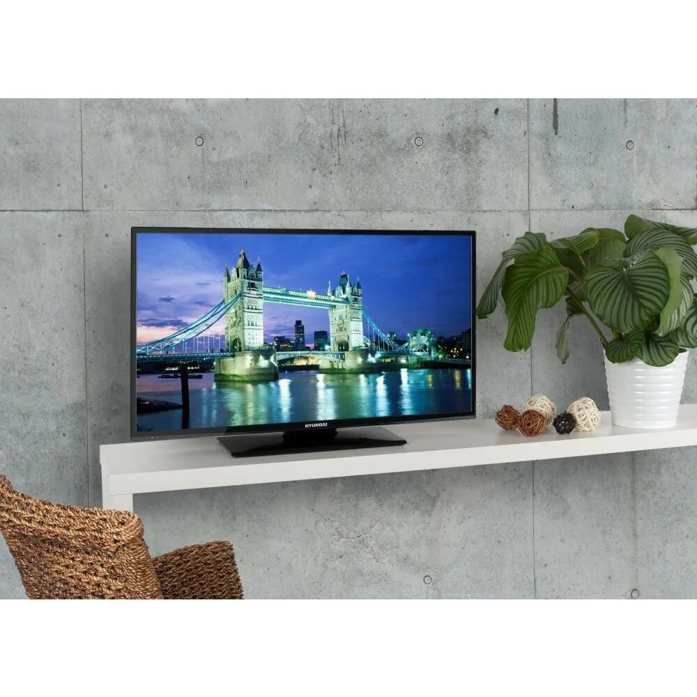 Hyundai делает телевизоры. Hyundai h-tv2907pf. Телевизор hyundai 24 дюйма. Hyundai делает телевизоры. Телевизор hyundai старые модели.