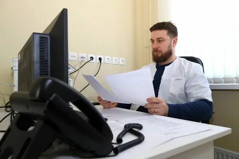 20 медработников