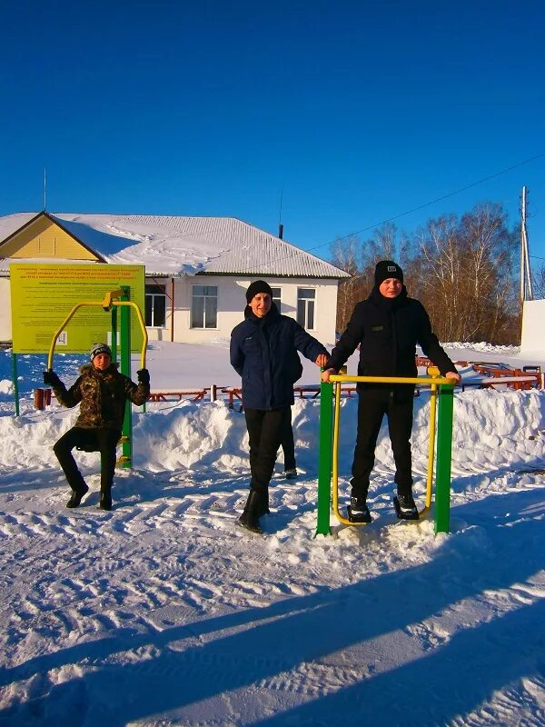 Погода плотниково косихинский. Алтайский край Косихинский район село Полковниково. Глушинка Косихинский Алтайский край. Полковниково Алтайский край школа. Озеро в Полковниково Алтайский край.