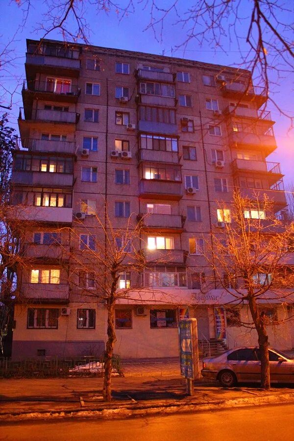 Днепр осенью. Днепропетровск 9. Днепропетровская 9/22. Николаева 4 москва. Днепропетровская улица санкт-петербург.