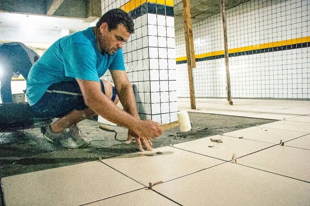 Cuanto cuesta poner tarima en un piso de 60 metros