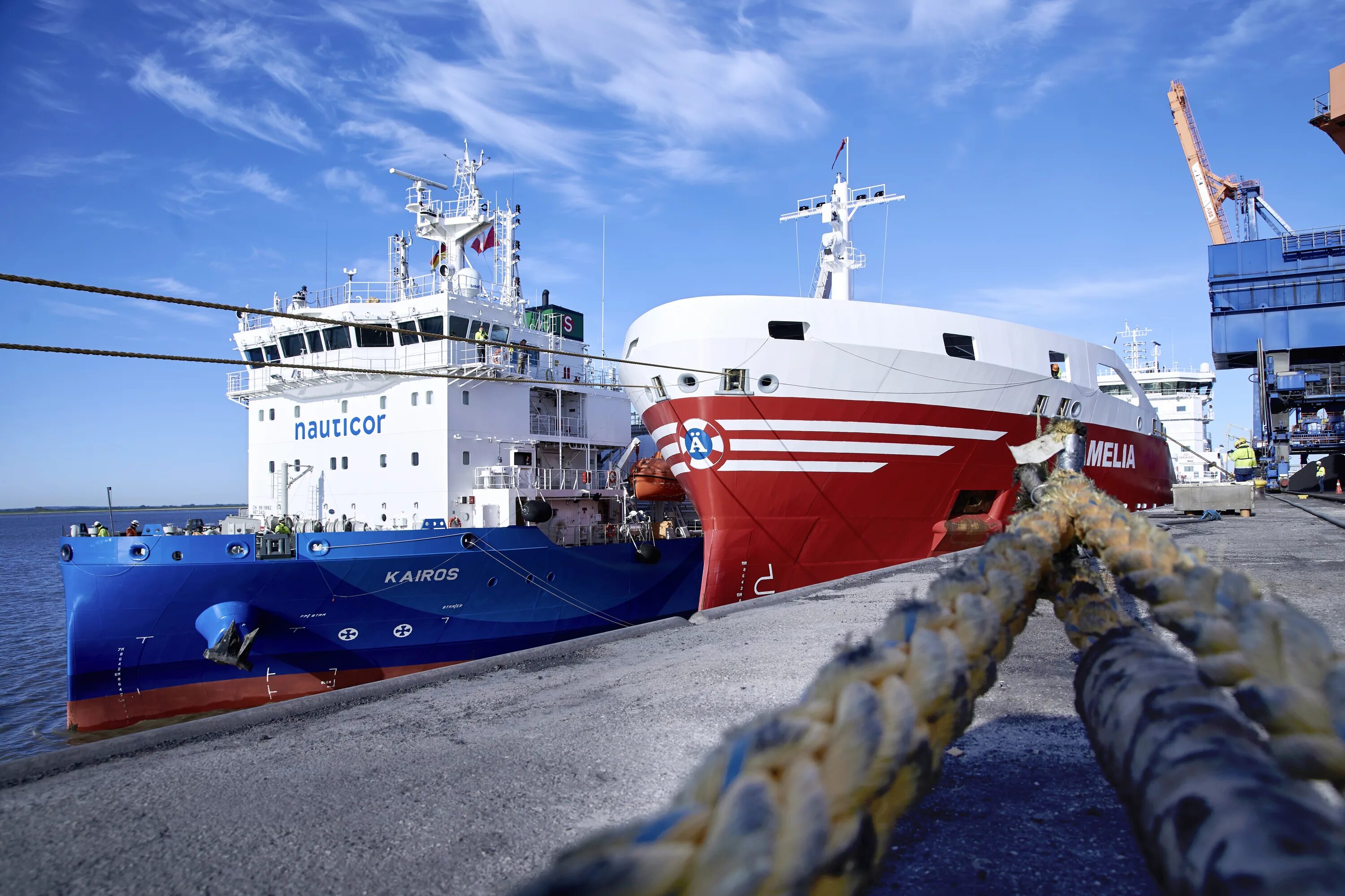 Ship the product. Морской контейнер. Судно кайрос росрыбфлот. Ship the product. Ship the product.