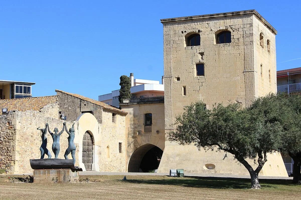 La torre самара. La torre italia 150 35001 tc. 7 чудес света пизанская башня. Город тускания. Излив с вентилем.